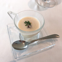 リストランテ　ウミリア - 上にちょこっとのっているのはコーヒーゼリー。
                    意外な組み合わせに驚き！