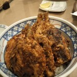 Tempura Hiromi - おてがる天丼。椎茸、大きすぎません？(笑)嬉しいけど♪
