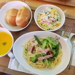 Gatti amando - ◆「パスタセットとデザート盛合せ」◇⑨「ベーコンと緑の野菜のペペロンチーノ」