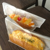 やりすぎコッペパン - フルーツサンド ¥420 (税抜) ／自家製マヨネーズの卵サラダサンド ¥350 (税抜)