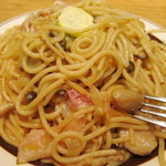 焼きスパゲッチ ミスターハングリー - 日本のきのこがいっぱい