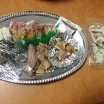 鶏屋 ひらはら - バラエティ皿￥814とサービスのササミマリネ