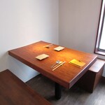 クーリエール - テーブル席