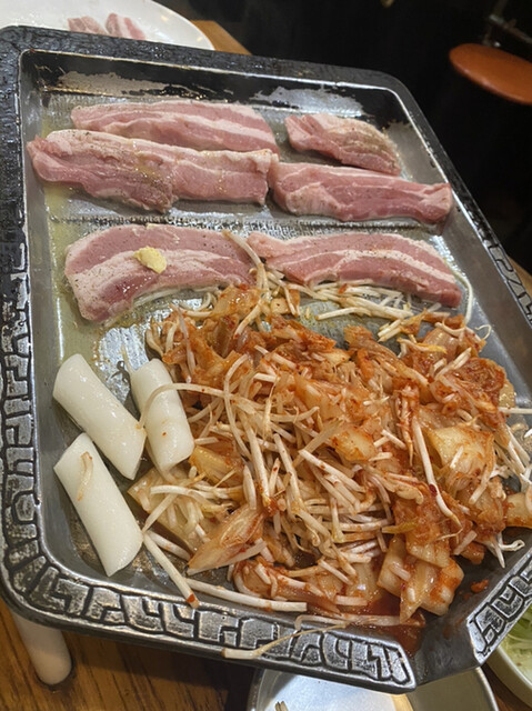 豚ピョラク トンピョラク 大阪難波 韓国料理 食べログ 豚ピョラク トンピョラク 大阪難波 韓国料理 食べログ