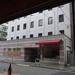 サクラカフェ＆レストラン 池袋 - 向かいにもホテル