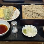 そば処八楽 - 野菜天ざる¥1100