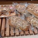 ティエリーマルクス ラ ブーランジェリー - キャラメルって書いてありますが甘くないです