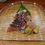 居酒屋割烹 鰻屋亭 和らび - 料理写真:サワラのタタキ