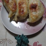 桃苑 - 餃子５個600円