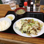 大喜 - ホイコーロー定食