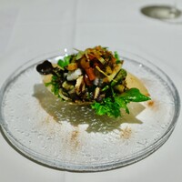 パトゥ - 穴子、甘エビ、イカ、ほたてのサラダ　クミン、ミント、コリアンダーの香り。
