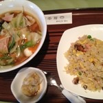 中国・四川料理 龍宮城 - 麺ランチの五目ラーメンとミニチャーハン