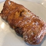 クラウドベーカリー - 栗とヘーゼルナッツ