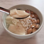 明天好好 - 豆腐臭なし、プルンとつるんとしすぎ。