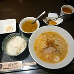 Fuudo ki - 塩味フォーとミニカレー(チキンカレー)セット  1,050円