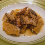 トラットリアビコローレヨコハマ - パスタ3皿目＂ピエモンテ地方のラビオリ・アニョロッティ・ポルチーニのパスタソース＂