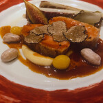 トラットリアビコローレヨコハマ - スペシャリティ＂イタリア産仔牛ロース肉のロースト＂