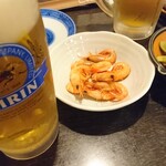 酒房 八重 - ビールとお通し