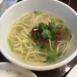 台湾食堂 - 定食の汁物はラーメンになっています