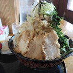 楓製麺所 - ガッツリ油そば　900円（スープ・生卵付）