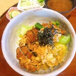 Domburichuuboushekubota - GO TO 愛媛県
                        じゃこカツ和風おろしソース丼
                        本日のランチ丼