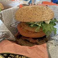 ルートビアをまずいという人出てこい 意味わからん こんなに旨い飲み物を By Furiko A W 那覇新都心おもろ店 エイアンドダブリュ 古島 ハンバーガー 食べログ