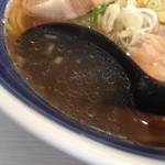 らー麺 山さわ - スープ