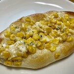 小麦の郷 - 料理写真:たっぷりコーンマヨ