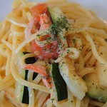 カフェ テルツィーナ - ズワイガニと青野菜フレッシュトマトパスタ(2020.09)