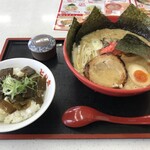 ラーメンとん太 - とん太めんZERO＋茎わかめごはん