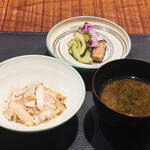 傳 - 岩手産松茸の土鍋炊込みご飯　青さの味噌椀　香の物