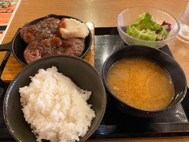 2階肉バル ノースマン 蒲田東口店の料理の写真