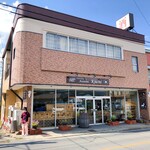 小布施ワイナリー - 小布施の特約店で立ち寄り購入。