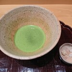御料理 まつ山 - 抹茶と金平糖