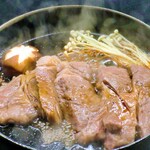 Sukiyaki Shabu Shabu Tenno Tasuke - 名物料理「仙台牛すきステーキ」