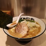 地鶏豚骨らーめん ひなわ - 