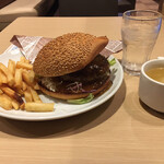 ガスト - 料理写真:ガストバーガー