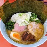 ラーメン よし家 - デラックス