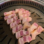 ヨプの王豚塩焼 熟成肉専門店 - 