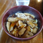 田舎うどん 吾作 - きのこ汁