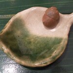 カフェダイニング ドングリ - 可愛い団栗モチーフの小皿！思わずクスリと笑う！