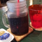 カフェダイニング ドングリ - 冷やタンとの大きさ比べ！