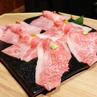 肉と日本酒いぶり 有楽町店 - 