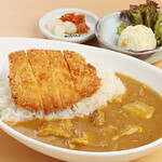 Nagoya Meibutsu Misokatsu Yabaton - とんかつカレー