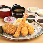 Nagoya Meibutsu Misokatsu Yabaton - ロース海老フライ蟹コロッケの盛合わせ定食