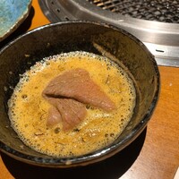 蕃 YORONIKU - サブトン：すき焼きトリュフ添え