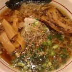 六朗 - 六郎ラーメン（730円）