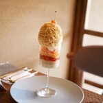 和栗専門 紗織 - 和栗と季節の果物パフェ（佐藤錦）