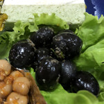 洋惣菜 亀洋 - 丸オリーブのタプナード