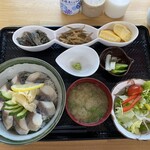 キッチン たんぽぽ - 炙り〆サバ丼1000円